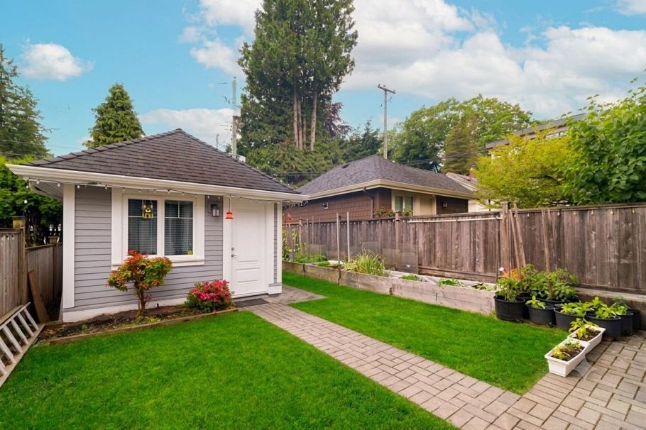 3288 W 32nd Avenue Vancouver, BC - 37