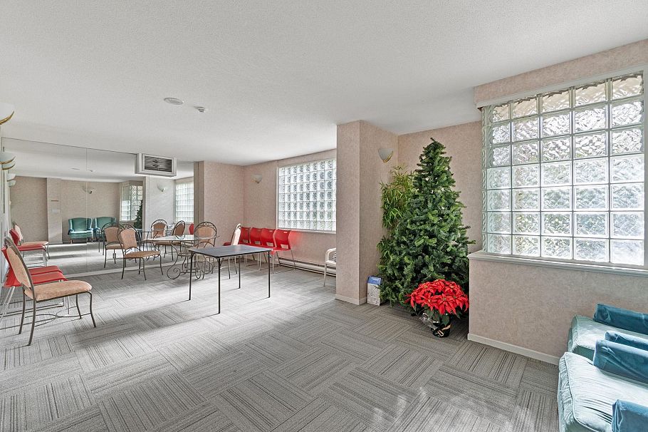 602 567 Lonsdale Avenue North Vancouver, BC - 25