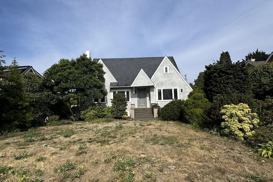 1700 WESTERN PARKWAY, Vancouver BC V6T 1V3 Vancouver, BC - 1