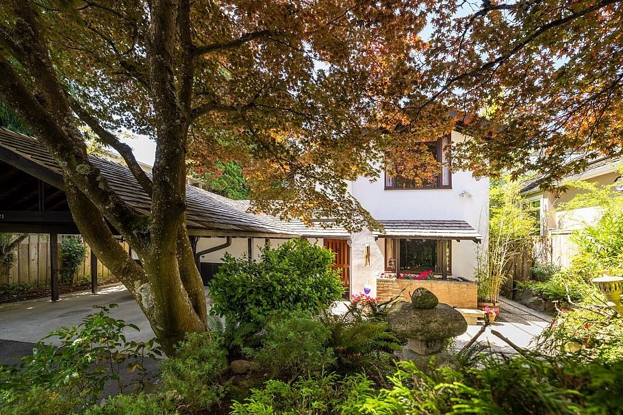 6821 Laurel Street Vancouver, BC - 1