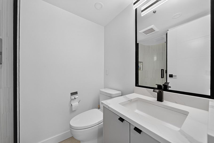 705 1000 Beach Avenue Vancouver, BC - 17