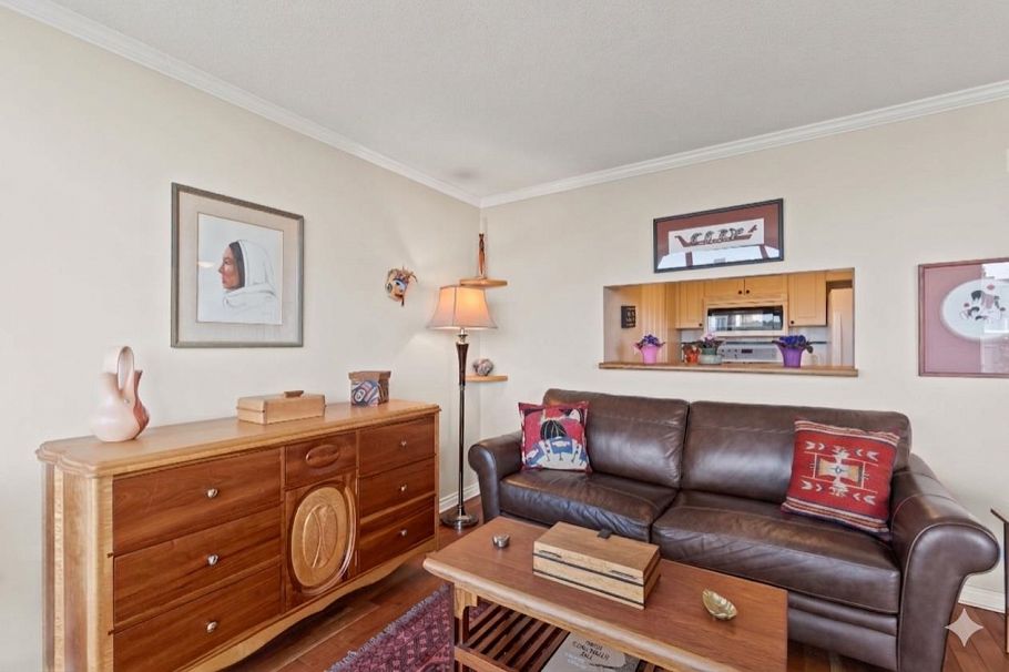 602 567 Lonsdale Avenue North Vancouver, BC - 8