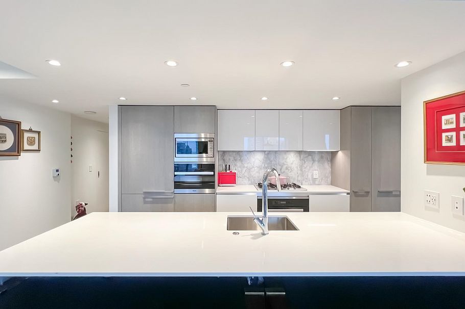 2705 1111 Richards Street Vancouver, BC - 9