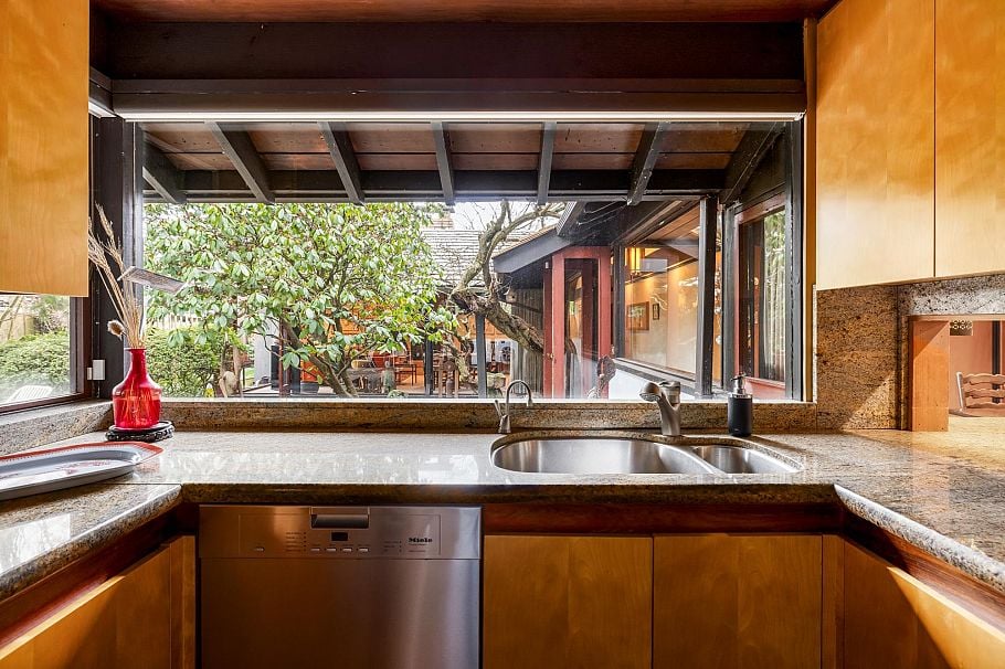 6821 Laurel Street Vancouver, BC - 14
