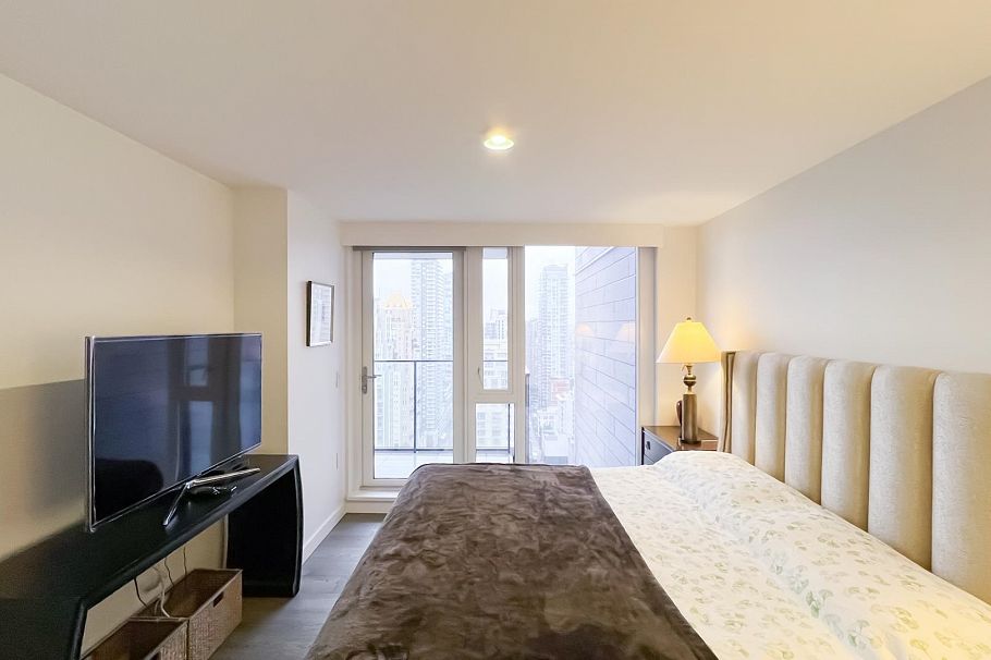 2705 1111 Richards Street Vancouver, BC - 24