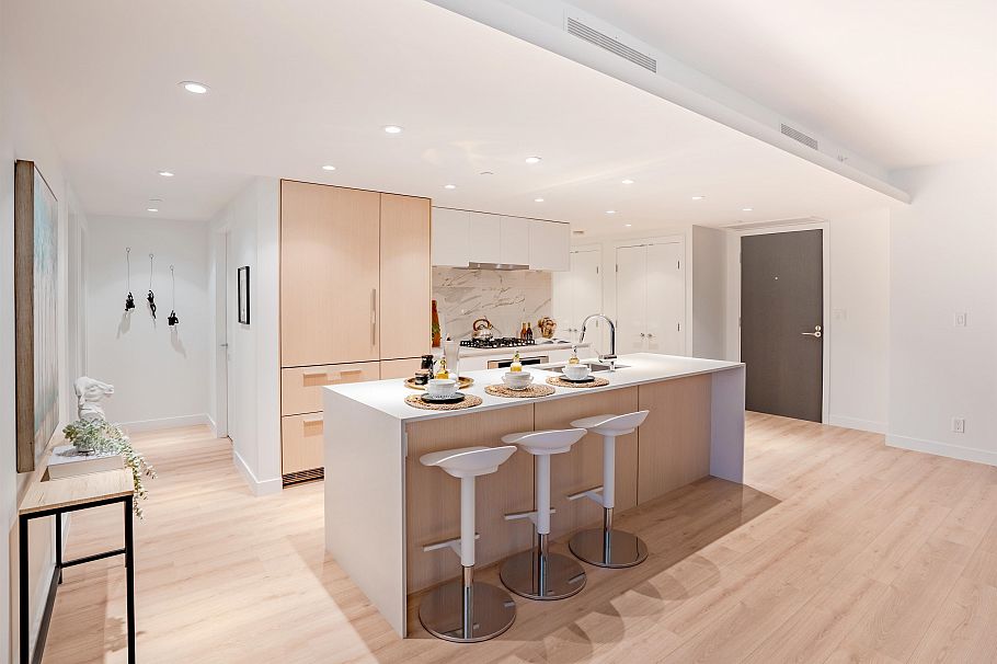 508 1500 Fern Street North Vancouver, BC - 8