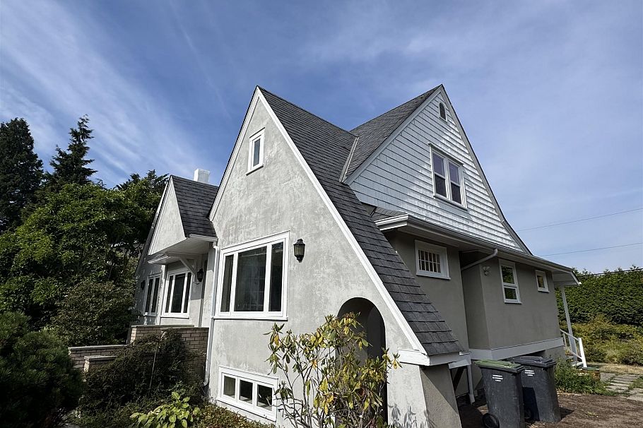 1758B WESTERN PARKWAY, Vancouver BC V6T 1V3 Vancouver, BC - 1