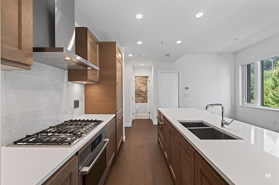 401 5681 Birney Avenue Vancouver, BC - 9