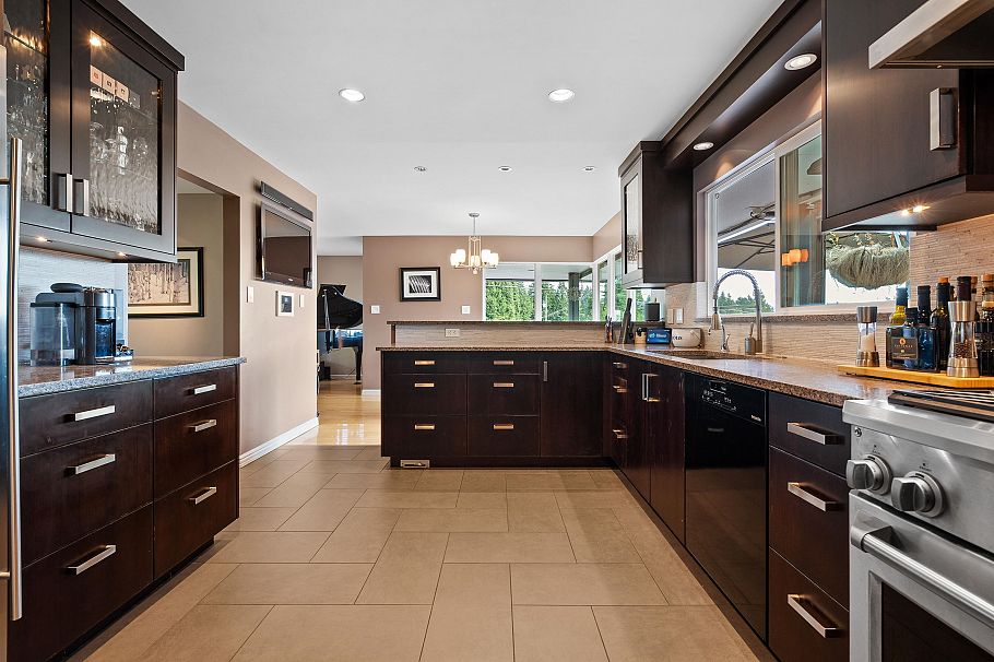 3883 Delbrook Avenue North Vancouver, BC - 12