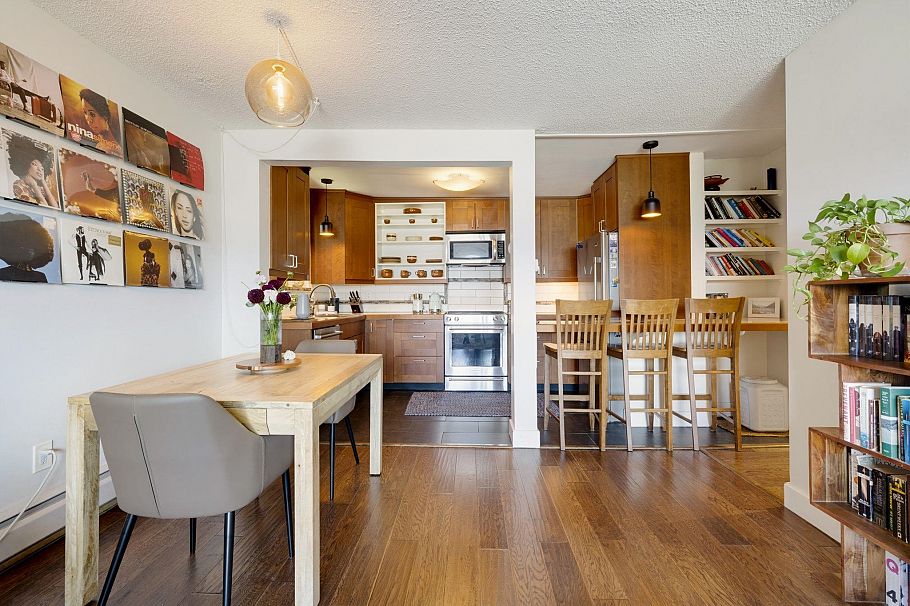302 391 E 7th Avenue Vancouver, BC - 1