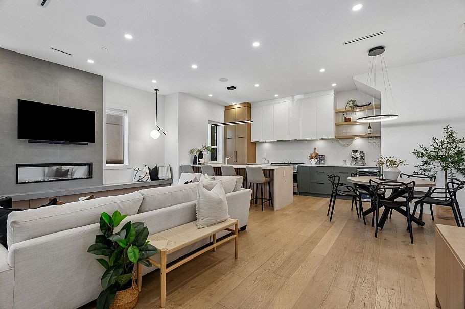 1234 E 19th Avenue Vancouver, BC - 3