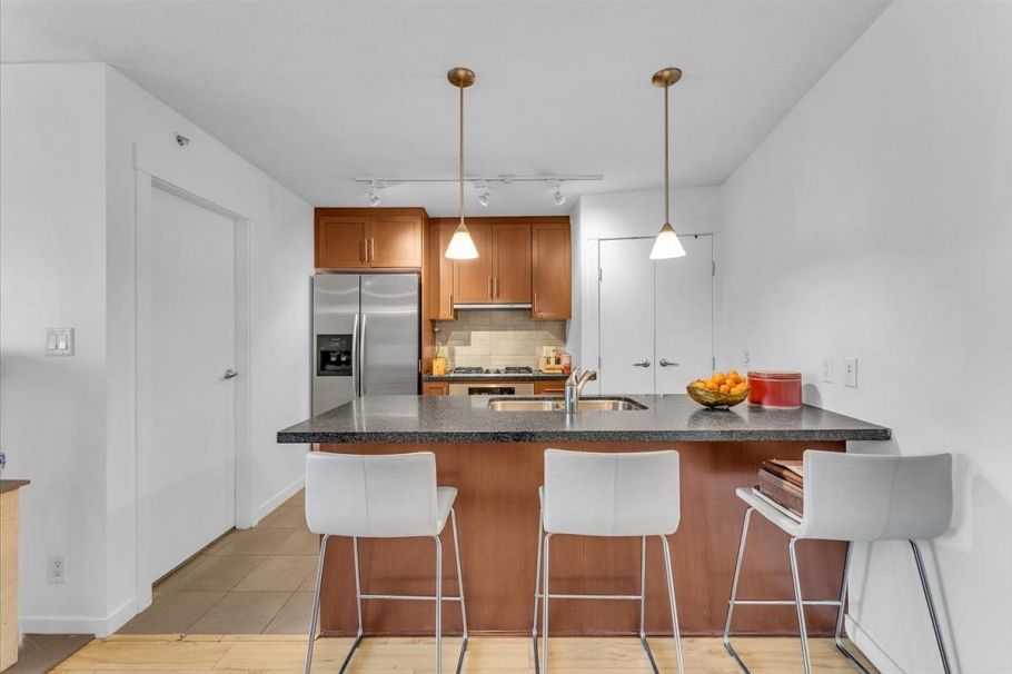 1707 1189 Melville Street Vancouver, BC - 7