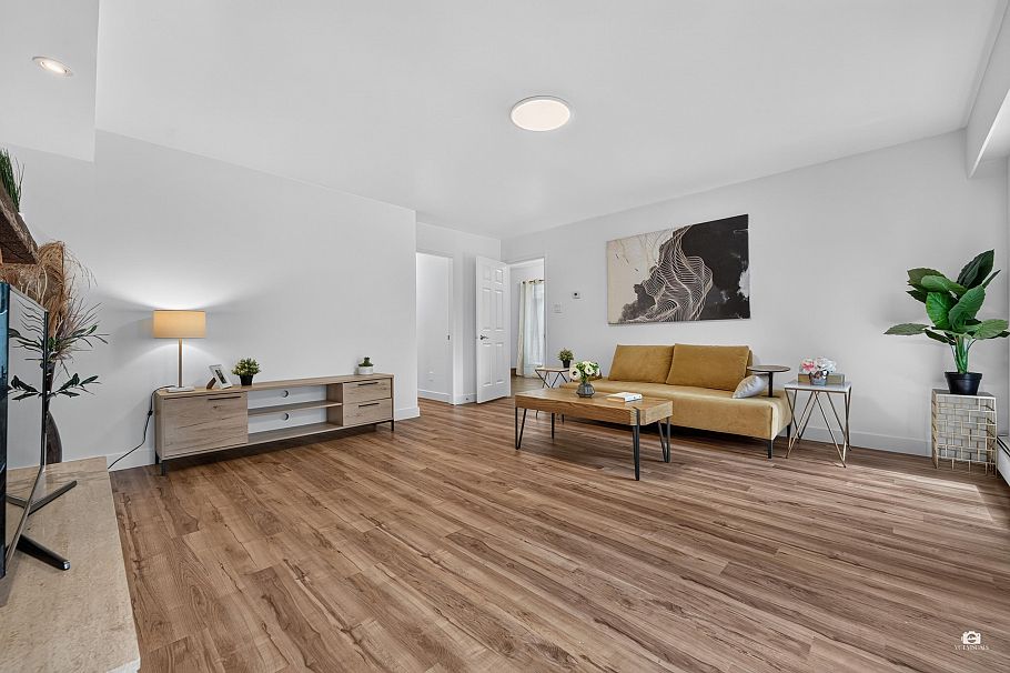3771 W 30th Avenue Vancouver, BC - 19
