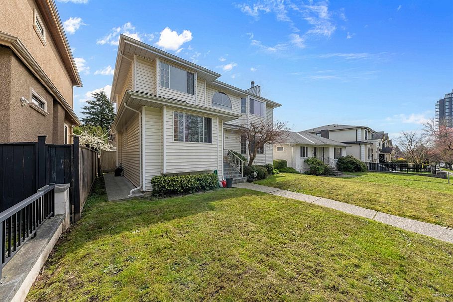 5592 Elizabeth Street Vancouver, BC - 38