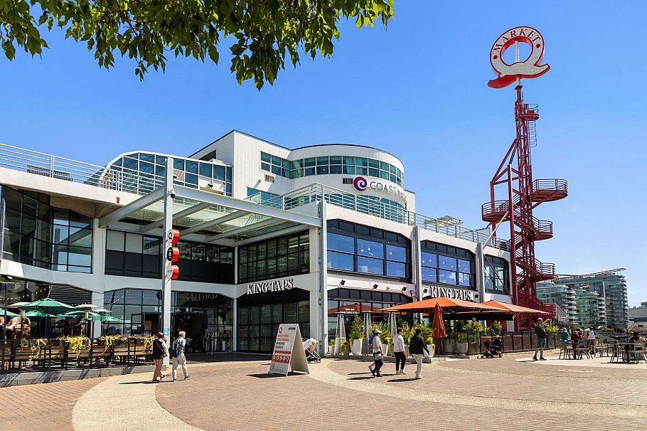 205 175 W 1st Street North Vancouver, BC - 34