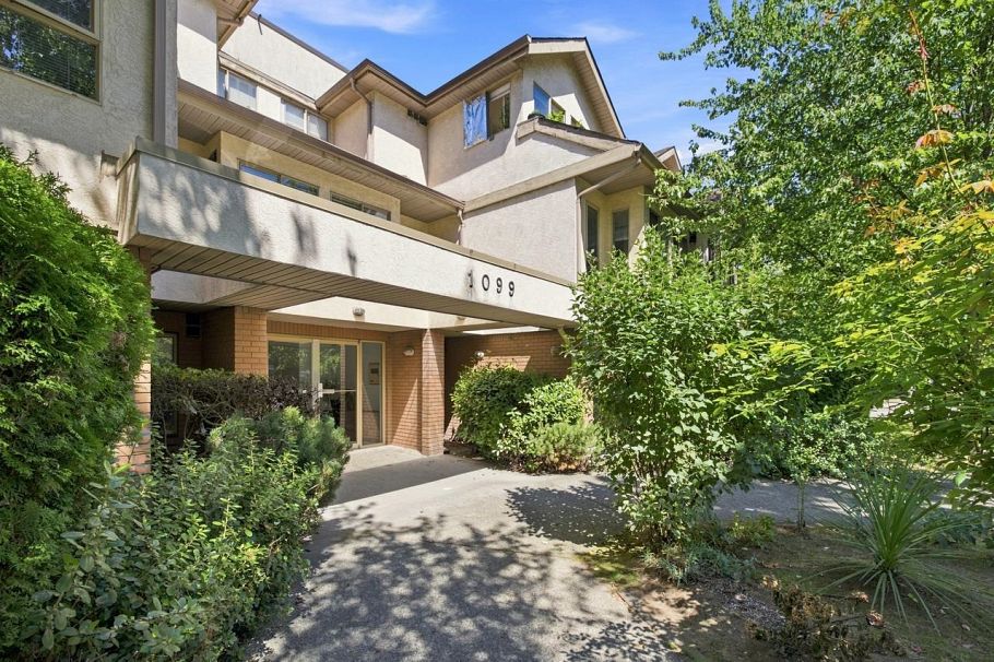 401 1099 E Broadway Vancouver, BC - 1