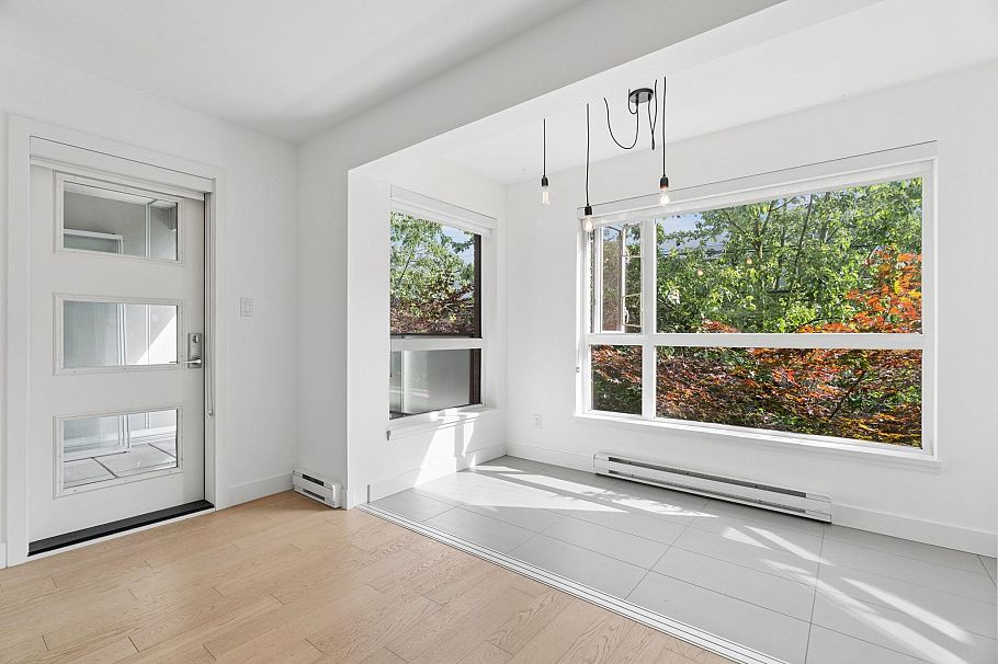 206 3456 Commercial Street Vancouver, BC - 18