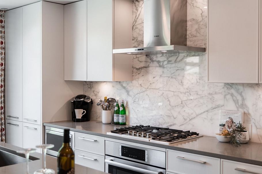 204 1055 Ridgewood Drive North Vancouver, BC - 15
