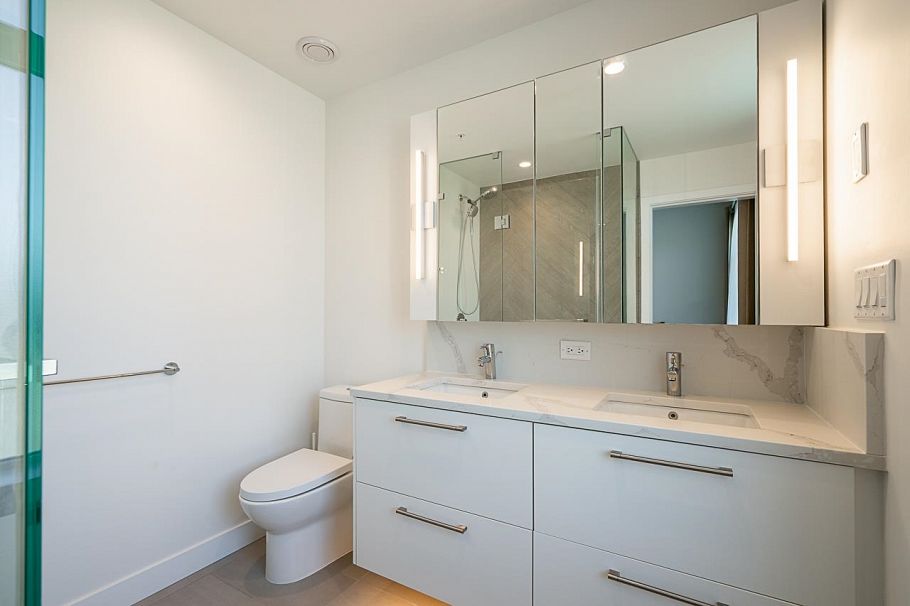 103 2035 Glenaire Drive North Vancouver, BC - 20
