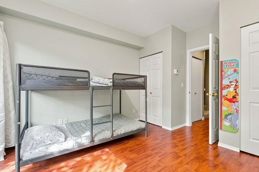 22 2133 St. Georges Avenue North Vancouver, BC - 20