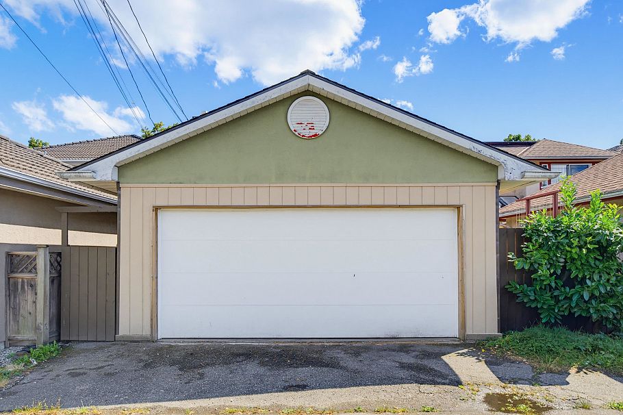 2143 Upland Drive Vancouver, BC - 40