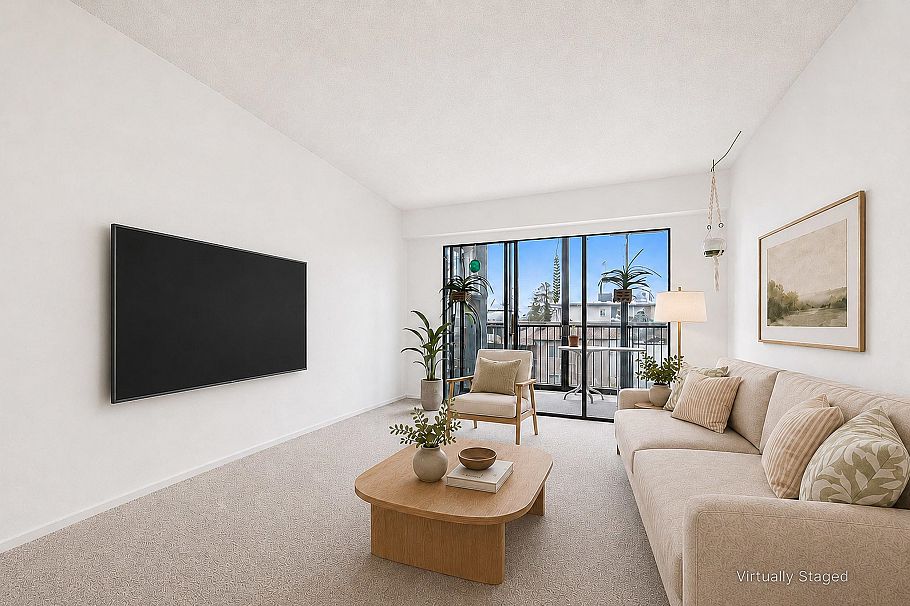307 2710 Lonsdale Avenue North Vancouver, BC - 14