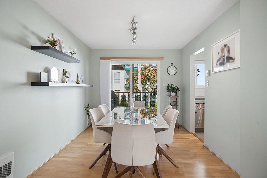 4 220 W 16th Street North Vancouver, BC - 7