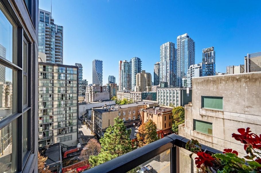 808 1199 Seymour Street Vancouver, BC - 14