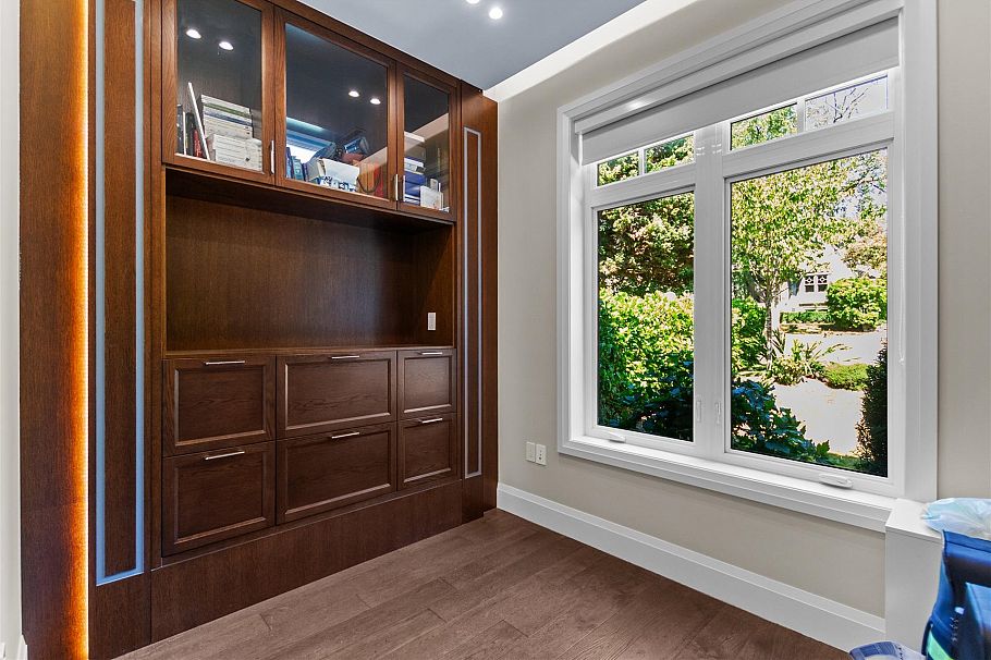3708 W 35th Avenue Vancouver, BC - 7