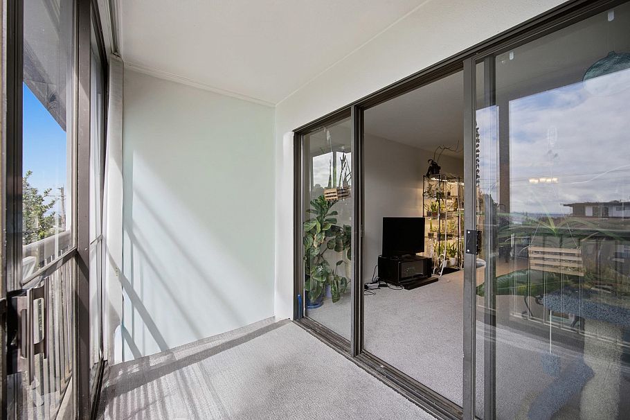307 2710 Lonsdale Avenue North Vancouver, BC - 11