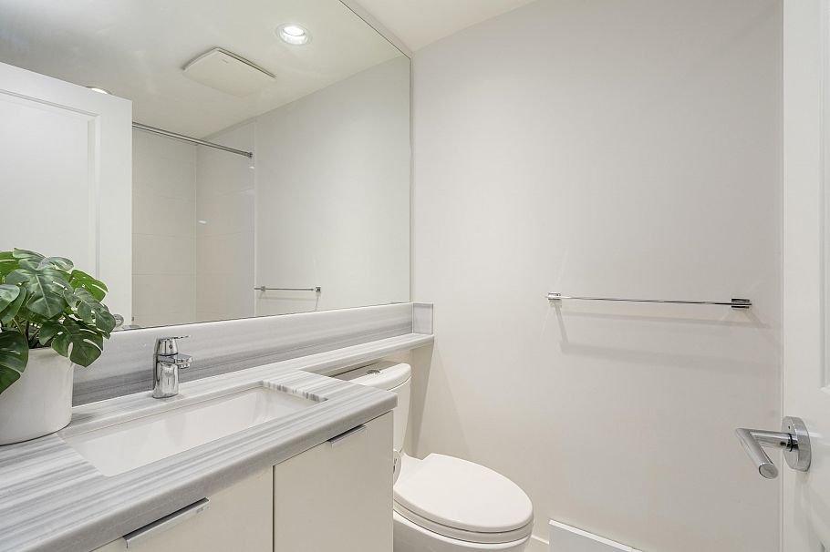 210 3168 Riverwalk Avenue Vancouver, BC - 20