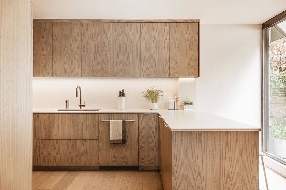 102 2140 Briar Avenue Vancouver, BC - 8