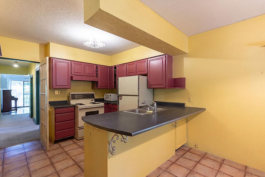 1194 E 18th Avenue Vancouver, BC - 7