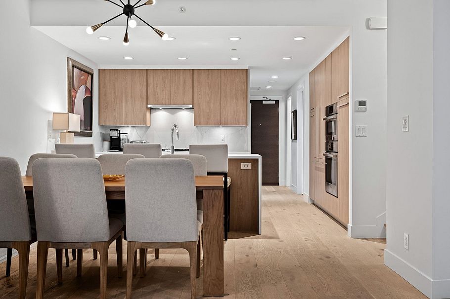 2781 Library Lane North Vancouver, BC - 8