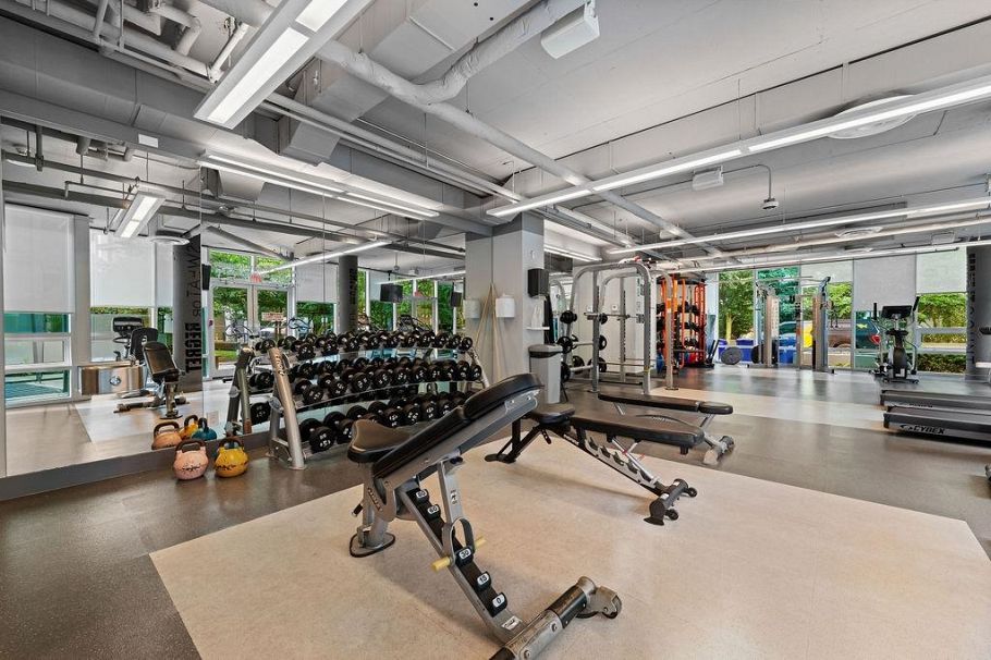 141 E 1st Avenue Vancouver, BC - 35