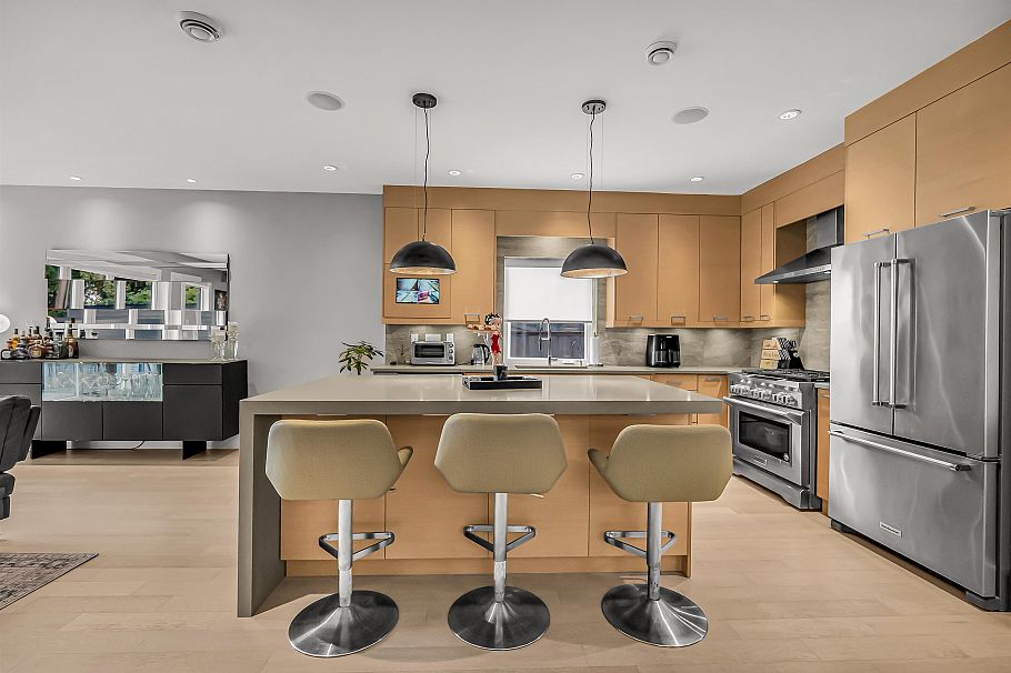 1033 Prospect Avenue North Vancouver, BC - 12