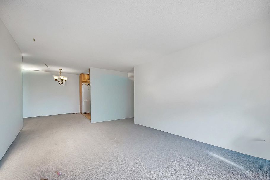 307 2710 Lonsdale Avenue North Vancouver, BC - 9