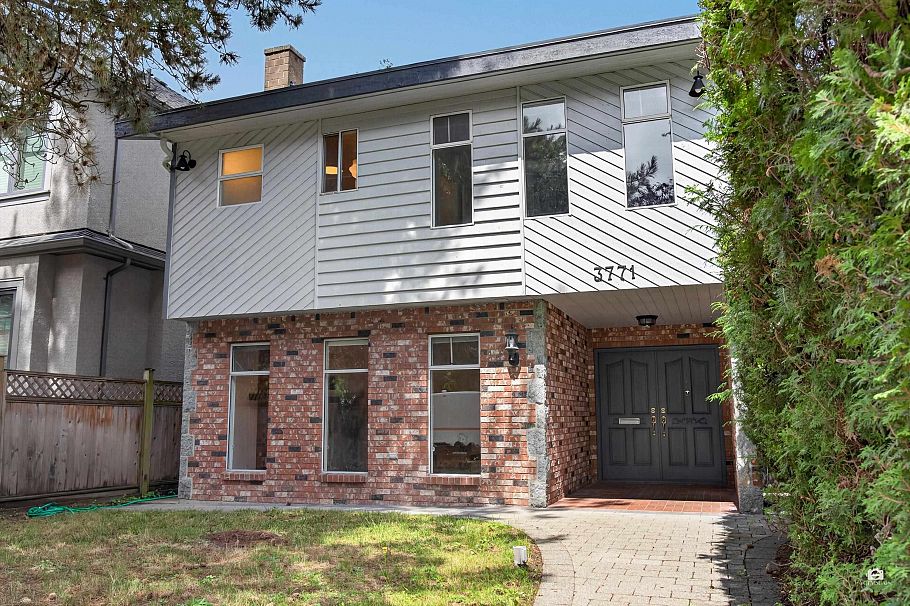 3771 W 30th Avenue Vancouver, BC - 11