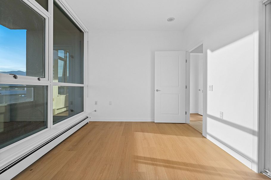 801 120 W 16th Street North Vancouver, BC - 19