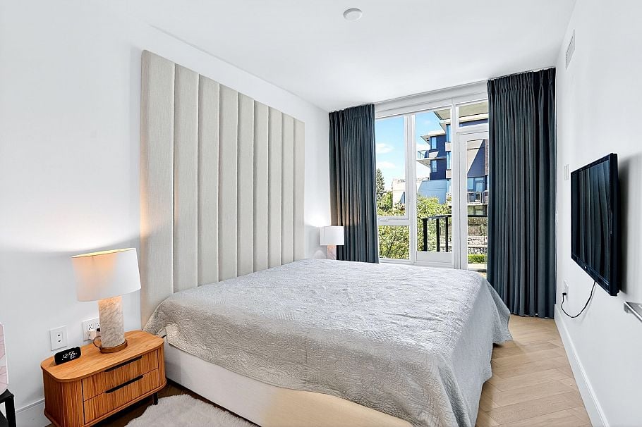 518 W 30th Avenue Vancouver, BC - 13