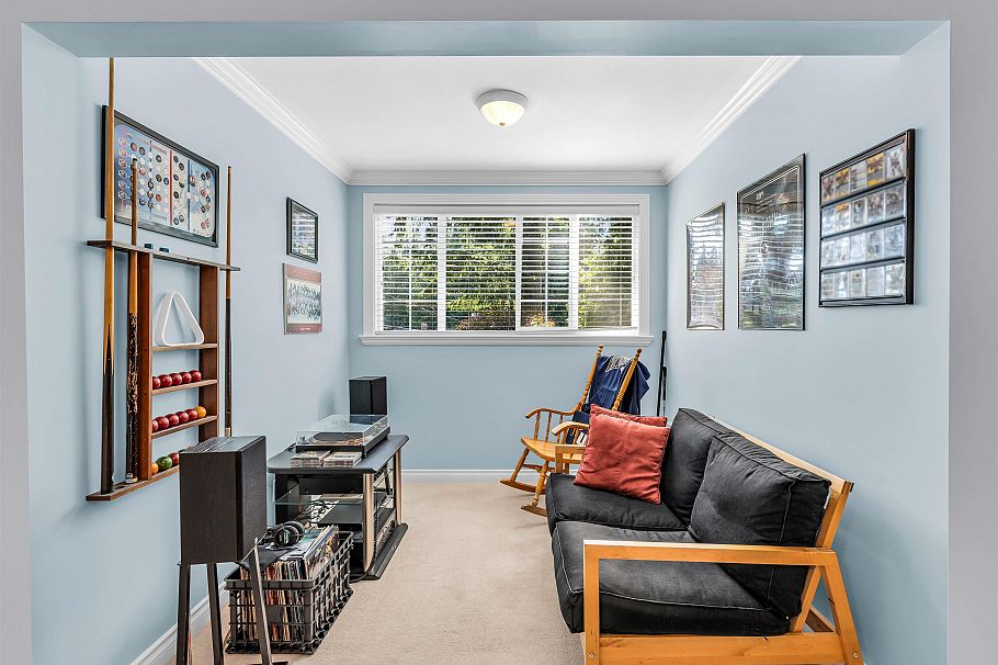 3538 Bluebonnet Road North Vancouver, BC - 38