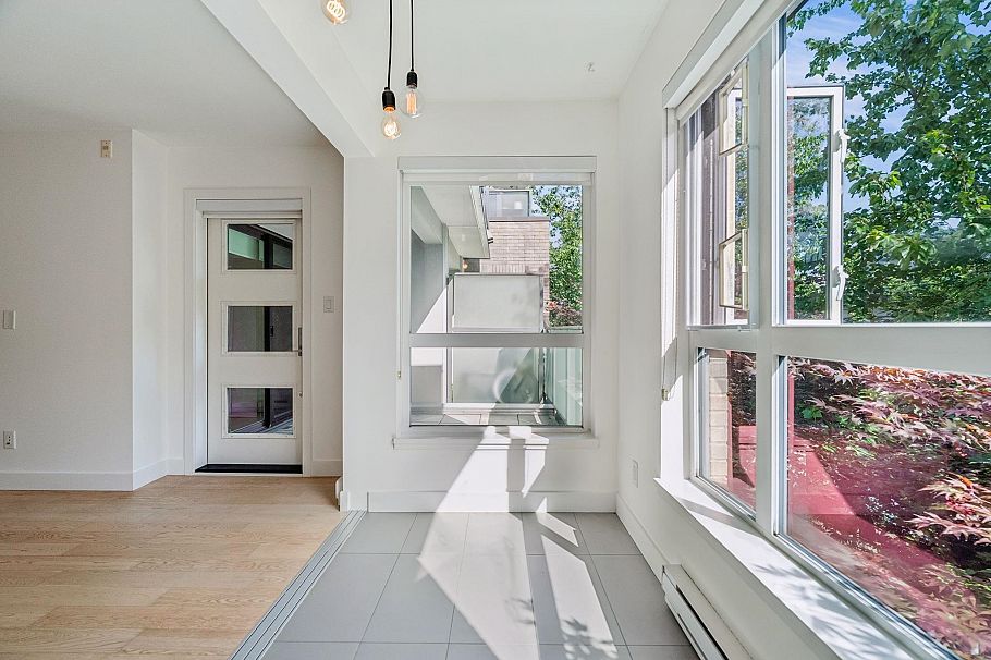206 3456 Commercial Street Vancouver, BC - 19