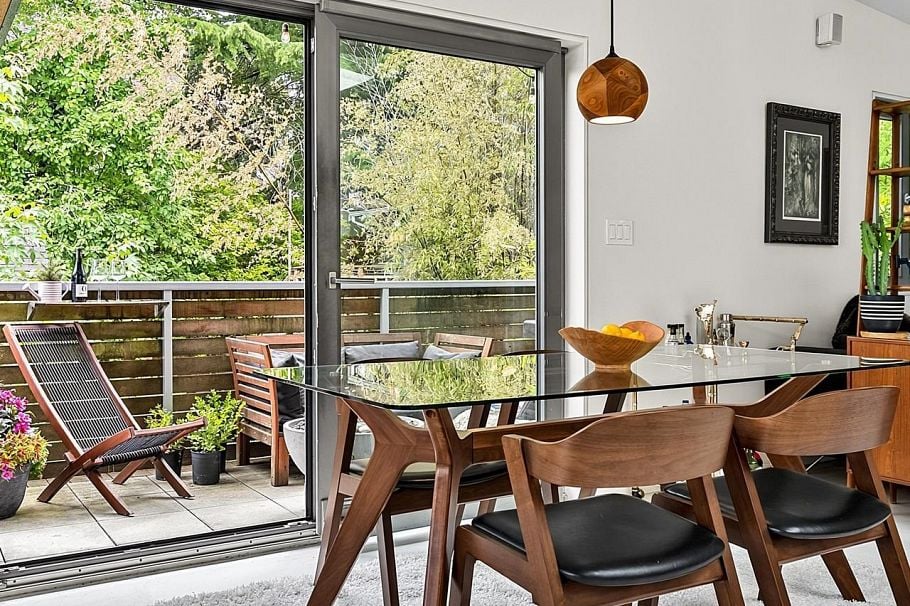 1557 E 20th Avenue Vancouver, BC - 17