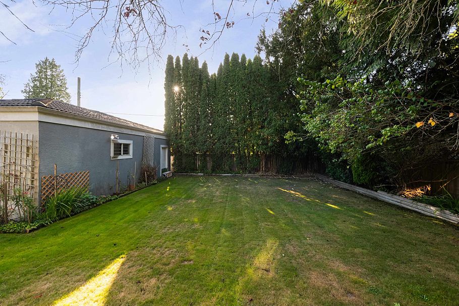 7289 Marguerite Street Vancouver, BC - 29