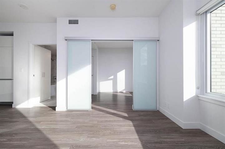 3405 1283 Howe Street Vancouver, BC - 9