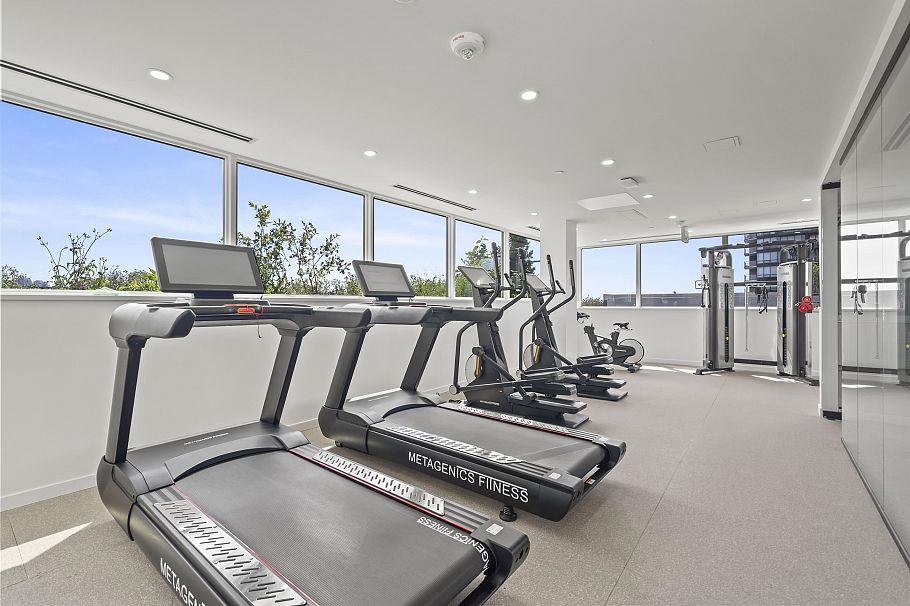 905 8415 Granville Street Vancouver, BC - 25