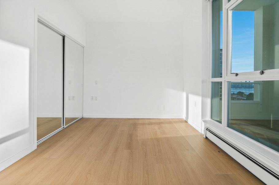 801 120 W 16th Street North Vancouver, BC - 17