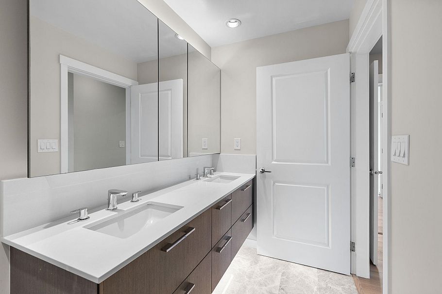 313 5687 Gray Avenue Vancouver, BC - 24