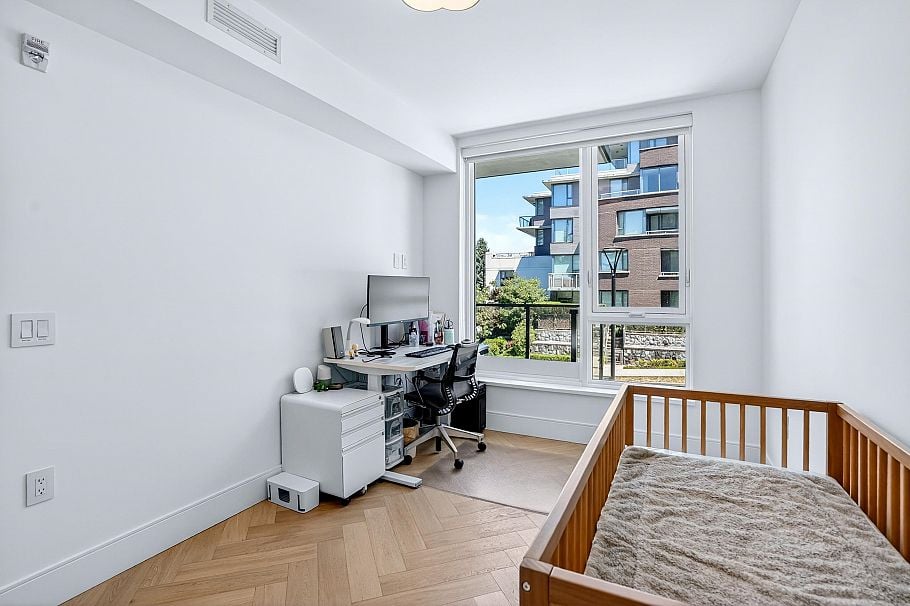 518 W 30th Avenue Vancouver, BC - 36