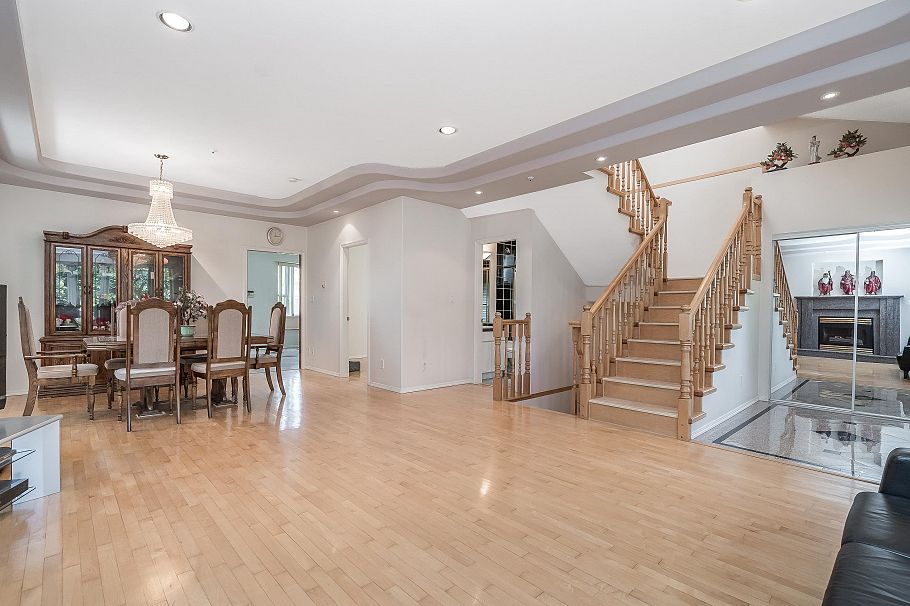 2304 Garden Drive Vancouver, BC - 5